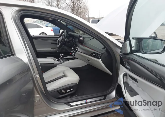 WBSJF0C54KB285375: 44192398