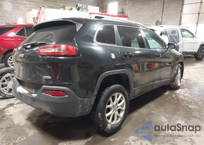 1C4PJMCB0GW145028: 44193405