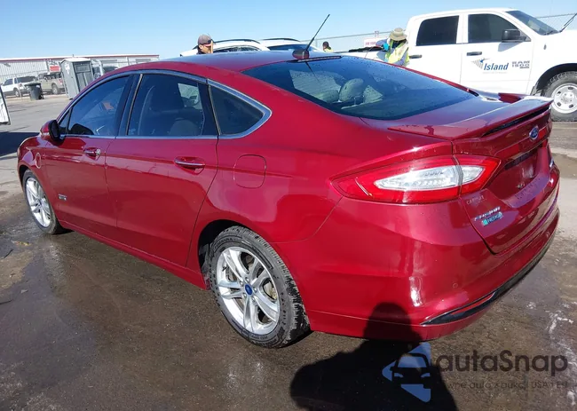 3FA6P0SU5GR315852: 44193406