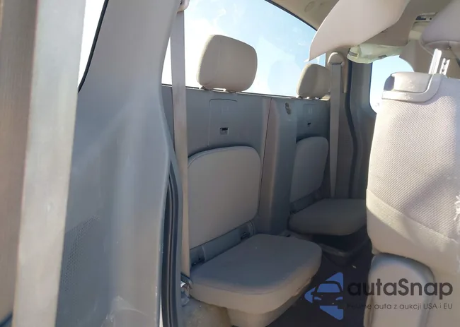 1N6BD0CT8EN725646: 44193473