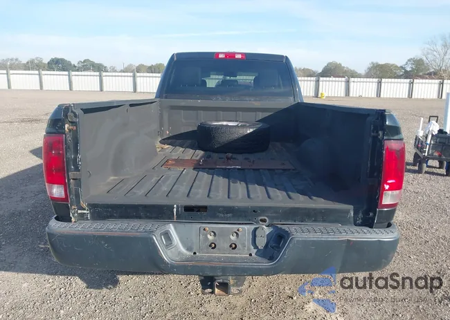 3C6TR4HT8EG213068: 44193534