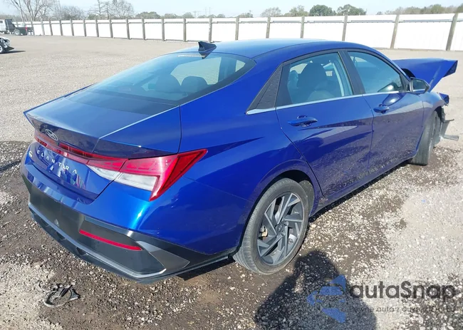 KMHLS4DG8RU680639: 44193536