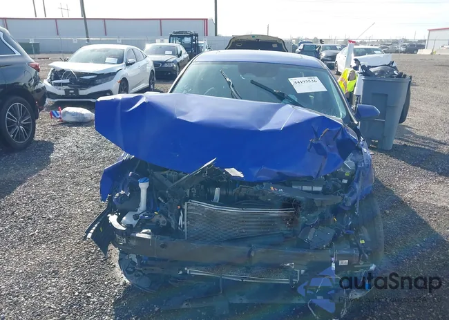 KMHLS4DG8RU680639: 44193536