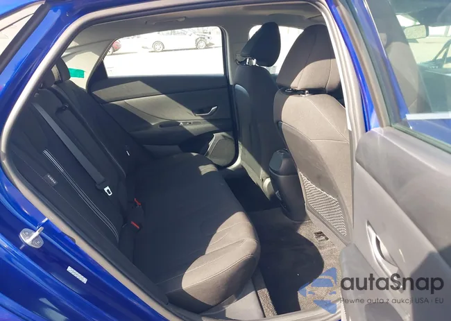 KMHLS4DG8RU680639: 44193536