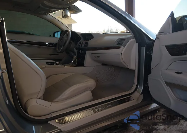 WDDKJ7DB5CF157315: 44193548