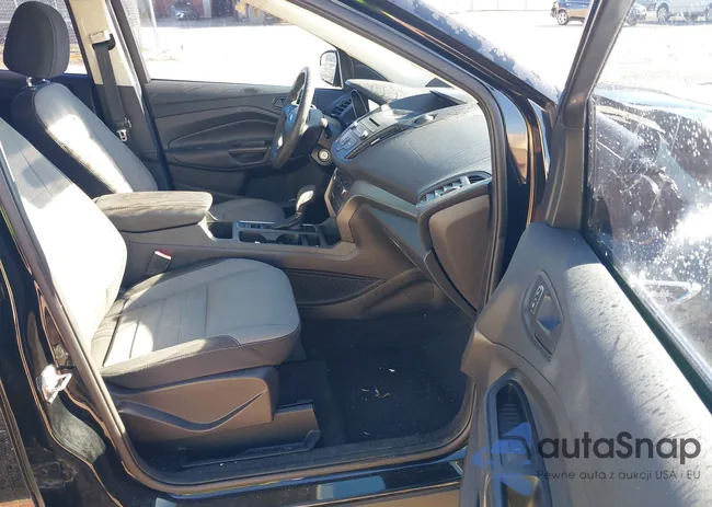 1FMCU0F79HUB95523: 44193568