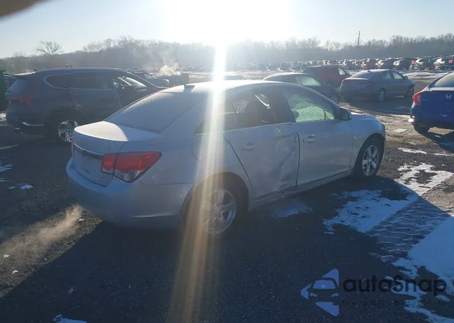 1G1PC5SBXD7247145: 44193573