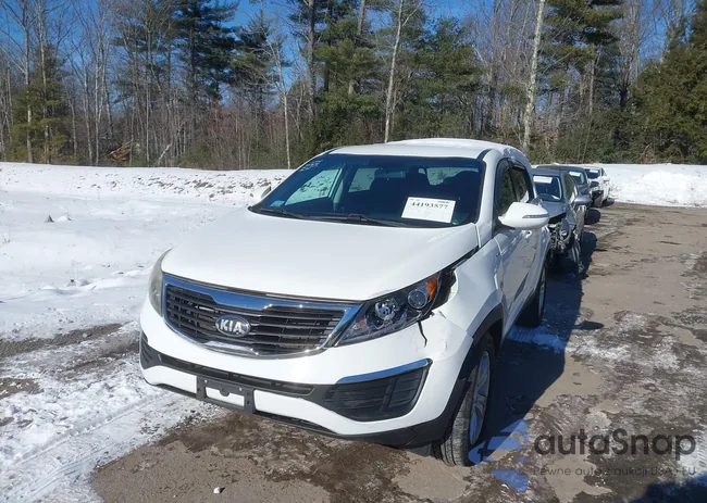 KNDPBCA21D7408465: 44193577