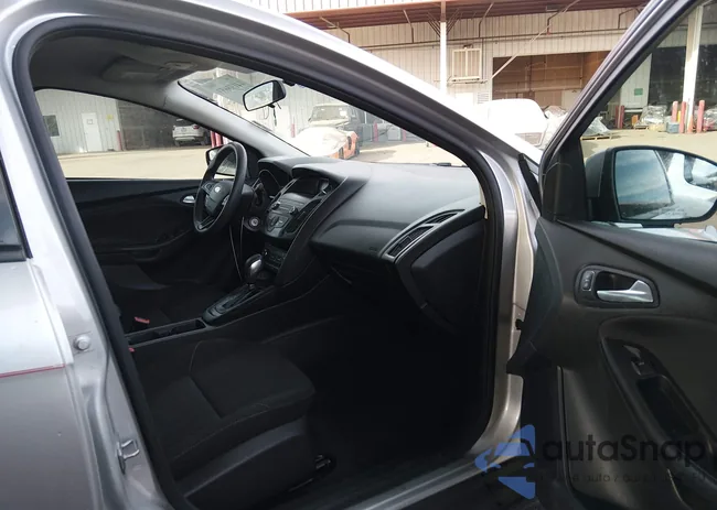 1FADP3F23JL287850: 44193653