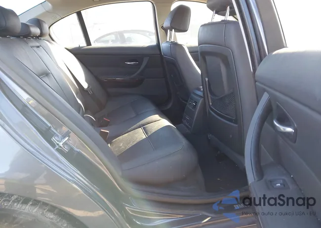 WBAVC735X8A236493: 44193664