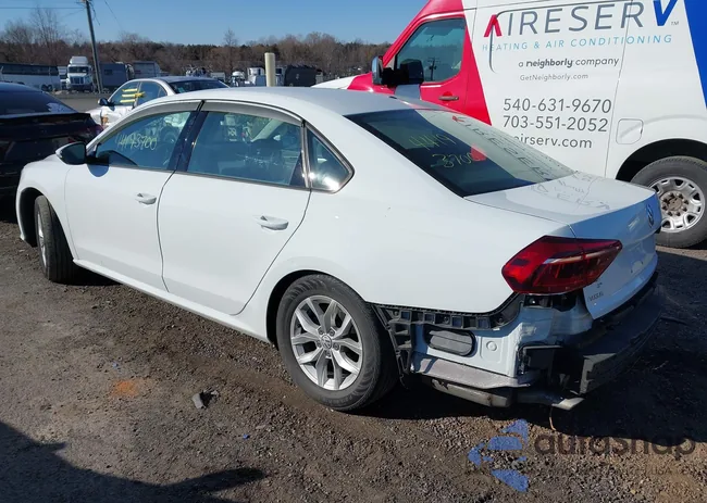 1VWAA7A31JC011458: 44193700