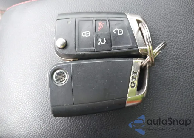 3VW447AU1HM014396: 44193712