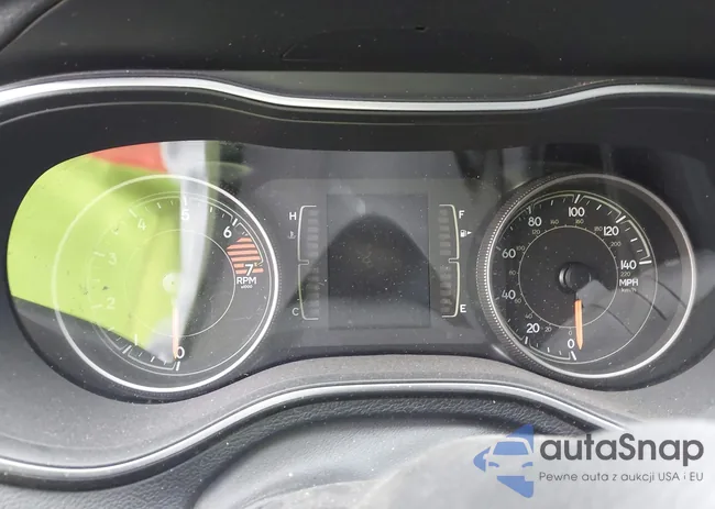 1C4PJLLB8KD348084: 44193798