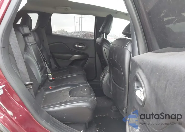 1C4PJLLB8KD348084: 44193798