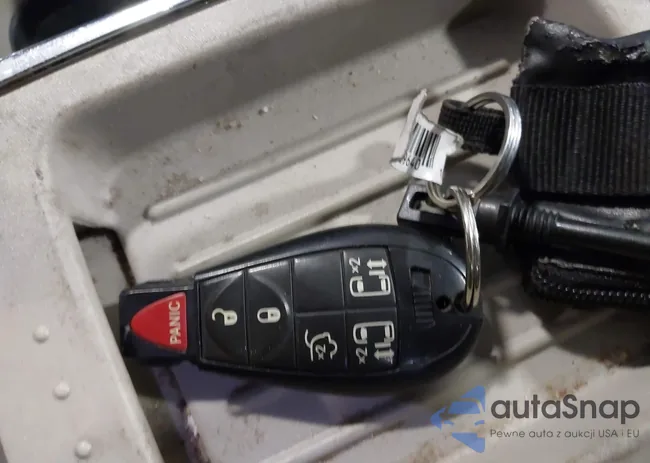 2C4RC1BG5FR706457: 44193799