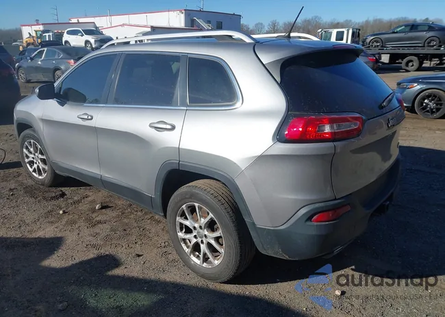 1C4PJLCS8FW783004: 44193845