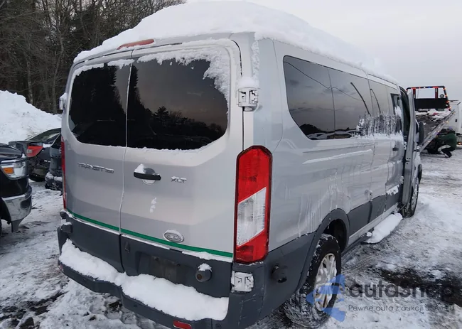 1FBZX2ZM9FKA76189: 44193856