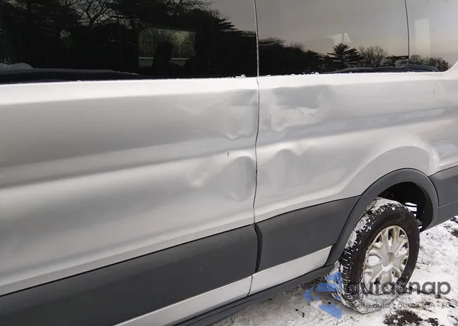 1FBZX2ZM9FKA76189: 44193856