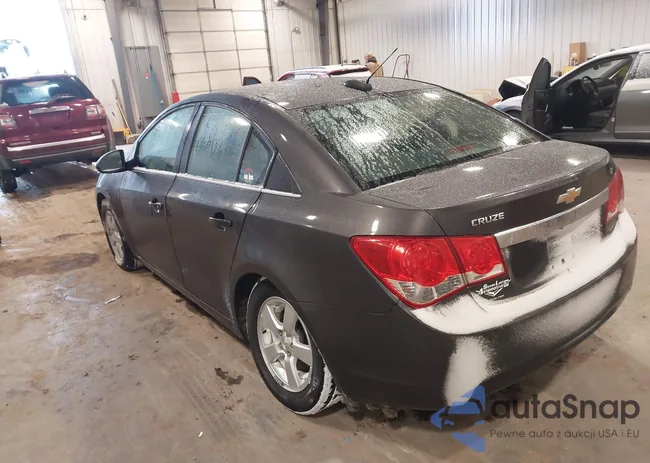 1G1PC5SB9F7127372: 44193888