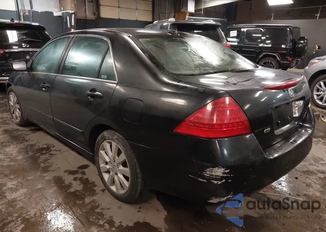 1HGCM66597A093999: 44193927