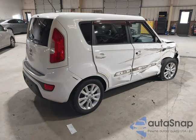 KNDJT2A53D7555667: 44193953