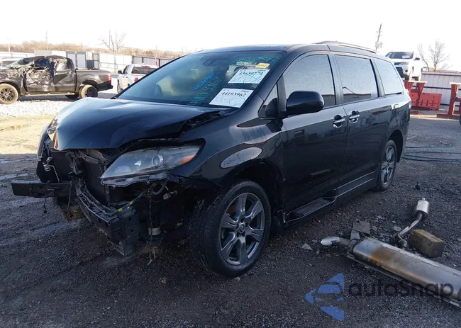 5TDXZ3DC1JS940252: 44193962