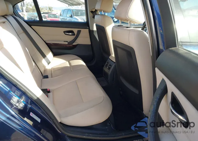 WBAPH5G56BNM82627: 44193967