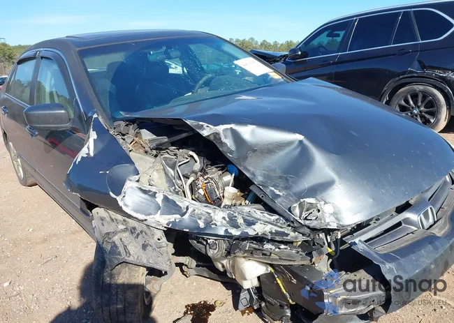 1HGCM66554A082817: 44193981