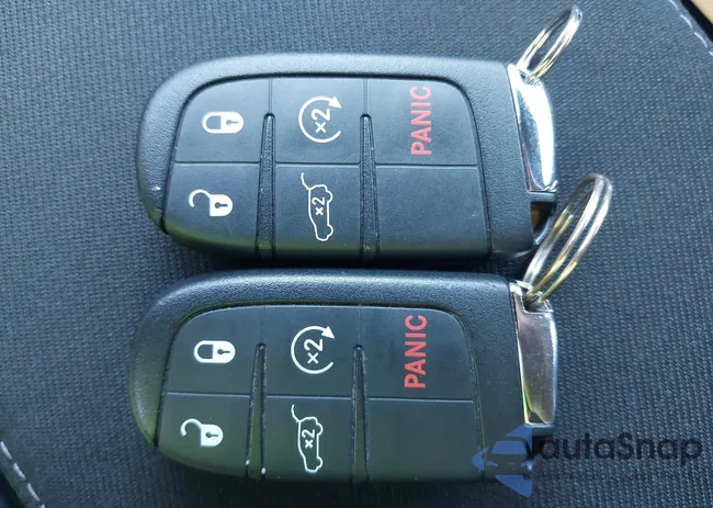 3C4NJDCB7KT766952: 44193104