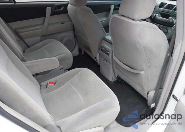 5TDBK3EHXCS137337: 44193117