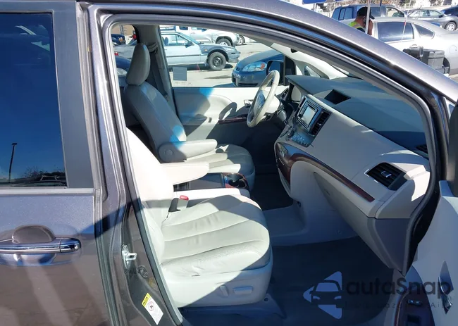 5TDYK3DC2CS247539: 44193133