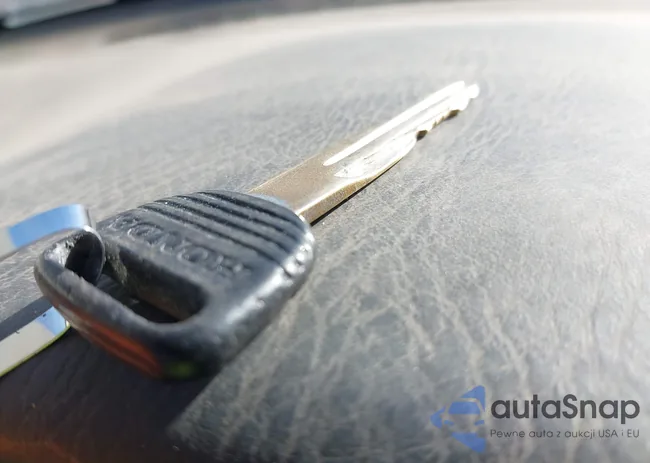 1HGEJ8240YL049275: 44193147