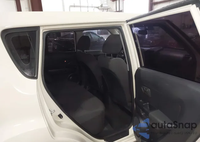 KNDJT2A5XD7518499: 44193152