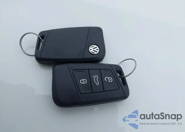 3VWCB7BU9KM145258: 44193153