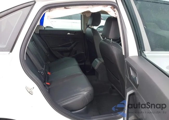 3VWCB7BU9KM145258: 44193153