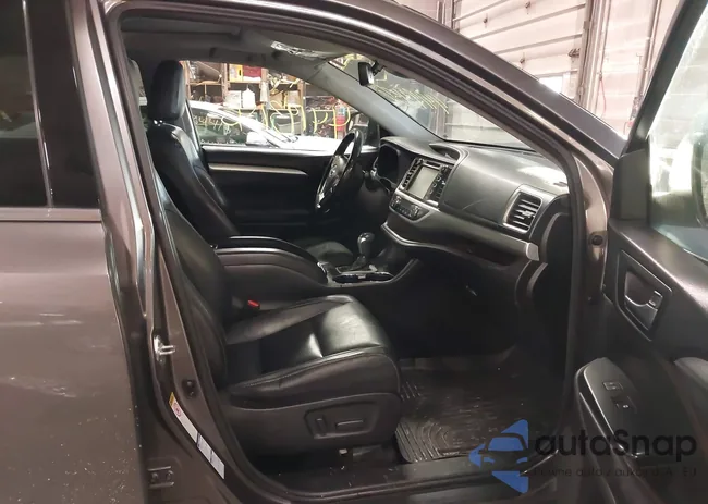 5TDJZRFH4HS512025: 44193156