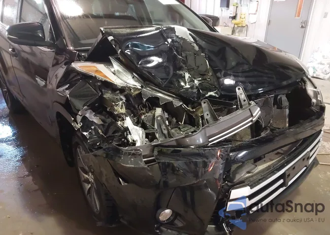 5TDJZRFH3JS557060: 44193167