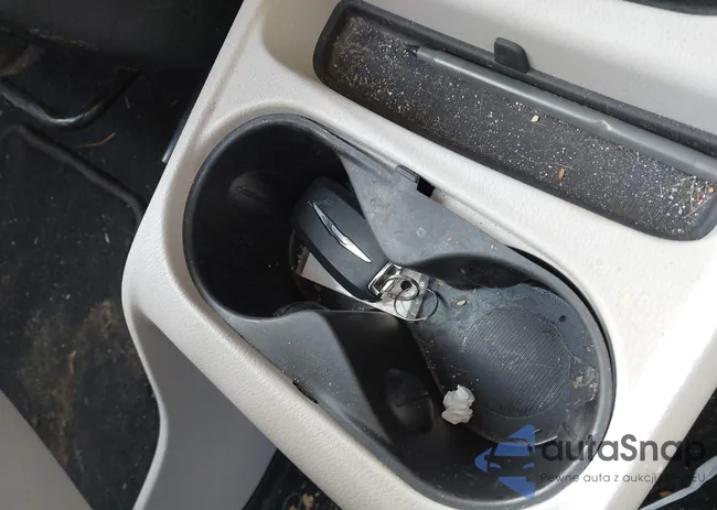 2C4RC1CG8PR613612: 44193181