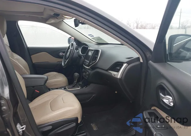 1C4PJMDS1FW610588: 44193216