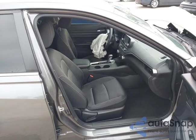 1N4BL4BV6NN384544: 44193239