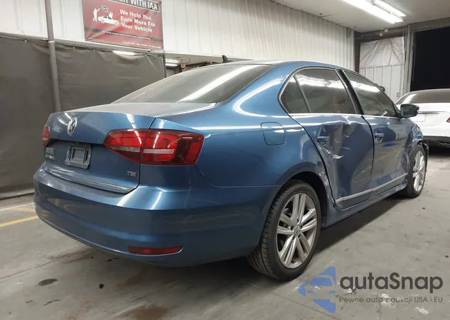 3VWL17AJ3HM224959: 44193301