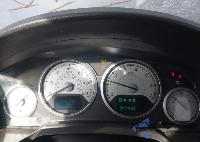 2A4RR8D11AR381051: 44194448