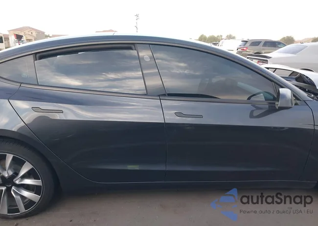 5YJ3E1EB8SF076911: 44194514