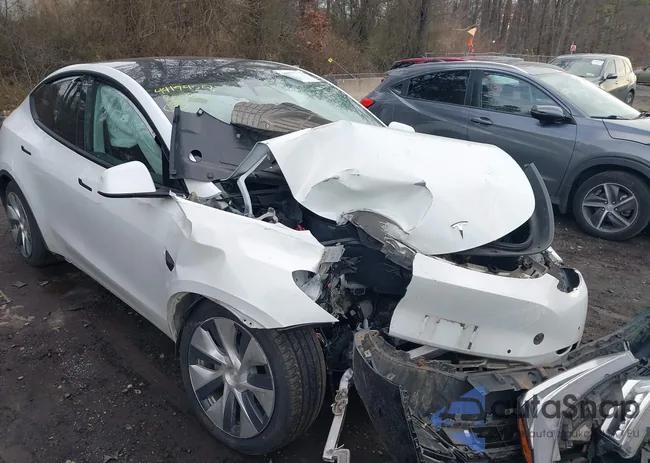 5YJYGDEE3LF047720: 44194517