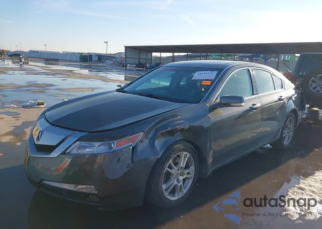 19UUA8F52BA004260: 44194557