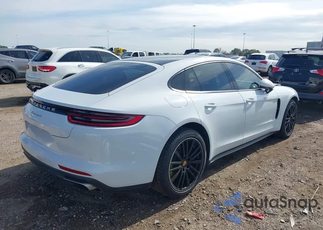 WP0AE2A76JL127753: 44194624