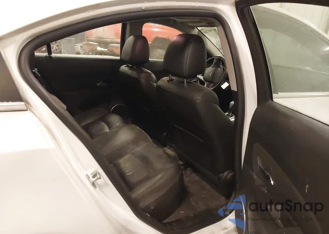 1G1PE5SB9E7477531: 44194720