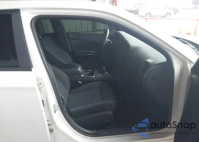 2C3CDXBGXCH270880: 44194731