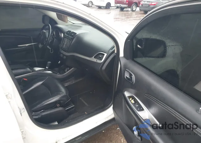 3C4PDCDG1DT561604: 44194746