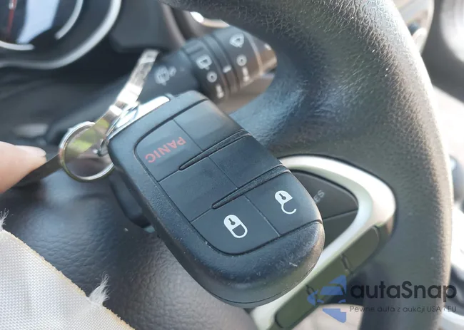 3C4NJCAB8KT809675: 44194800